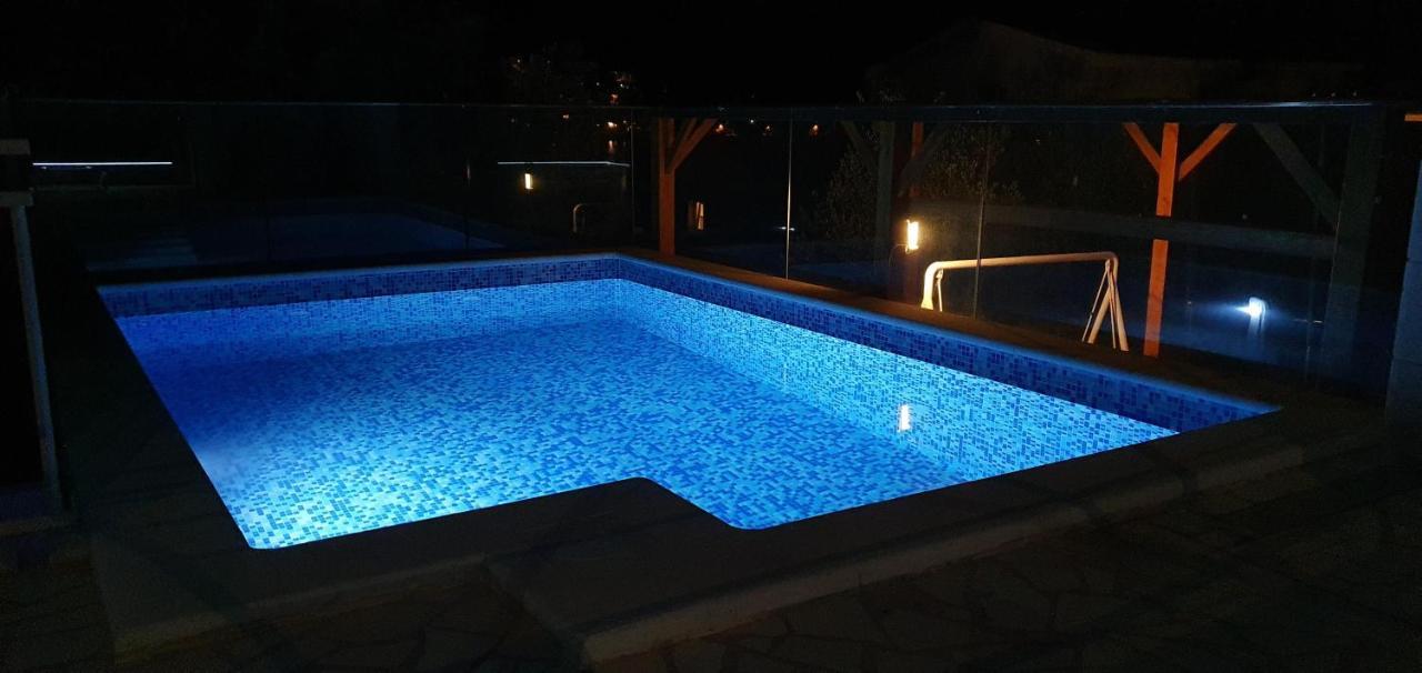 Mimoza Villa โรกอซนิซา ภายนอก รูปภาพ