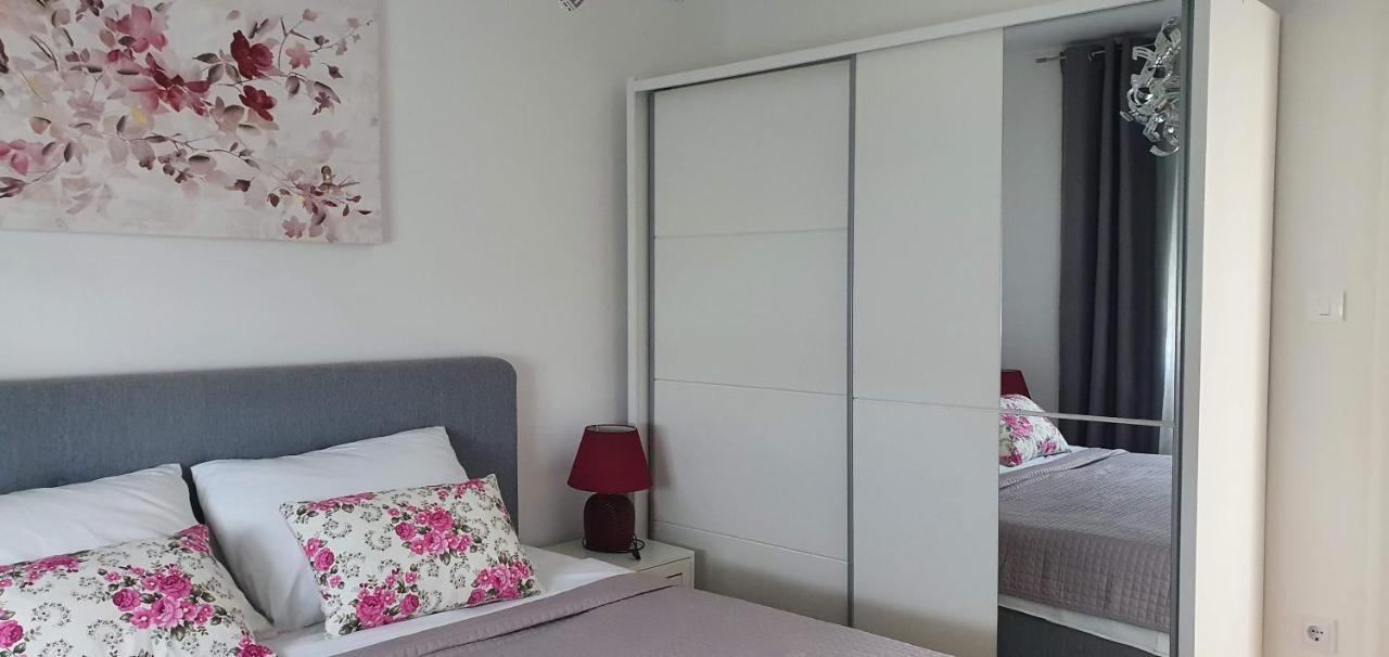 Mimoza Villa โรกอซนิซา ภายนอก รูปภาพ
